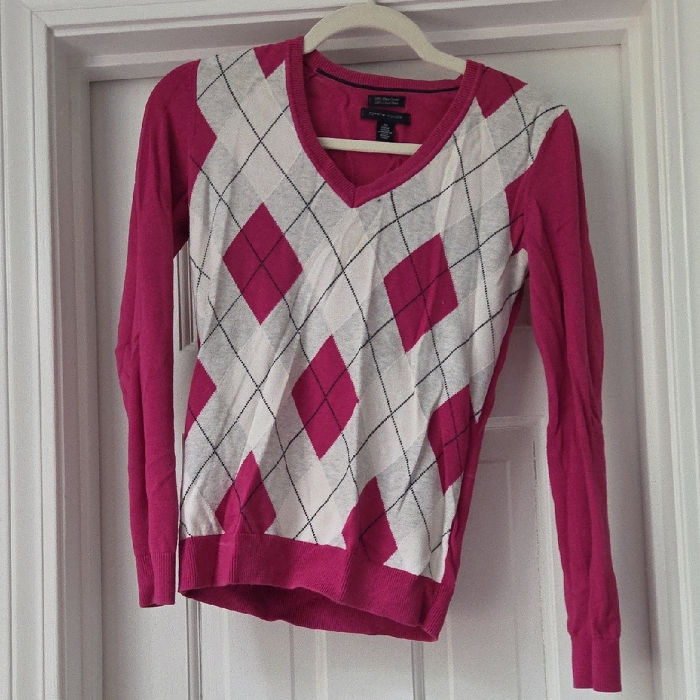Tommy Hilfiger Pink and White V-Neck Argyle Sweater